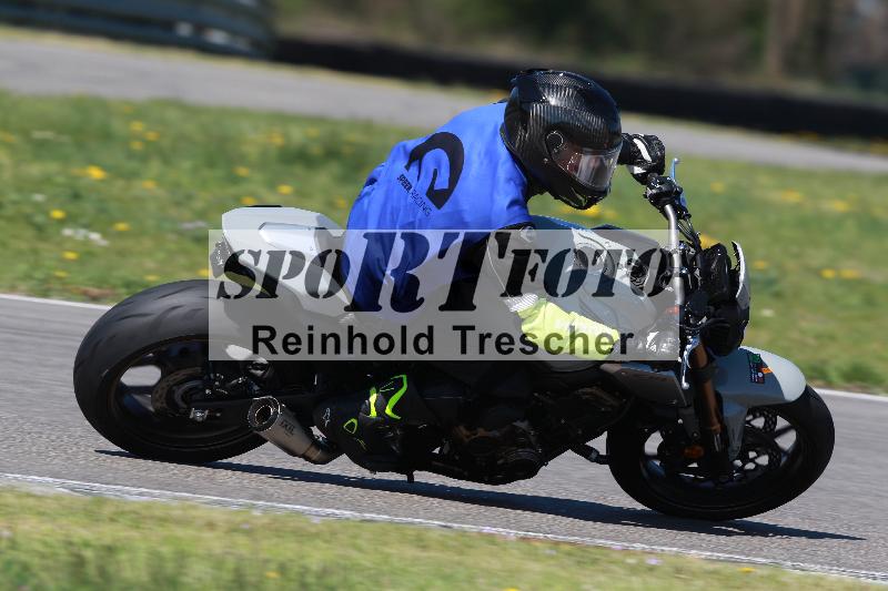 /Archiv-2022/08 17.04.2022 Speer Racing ADR/Instruktorengruppe/backside